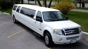 Limousine Airport Transportation Service In Mississauga